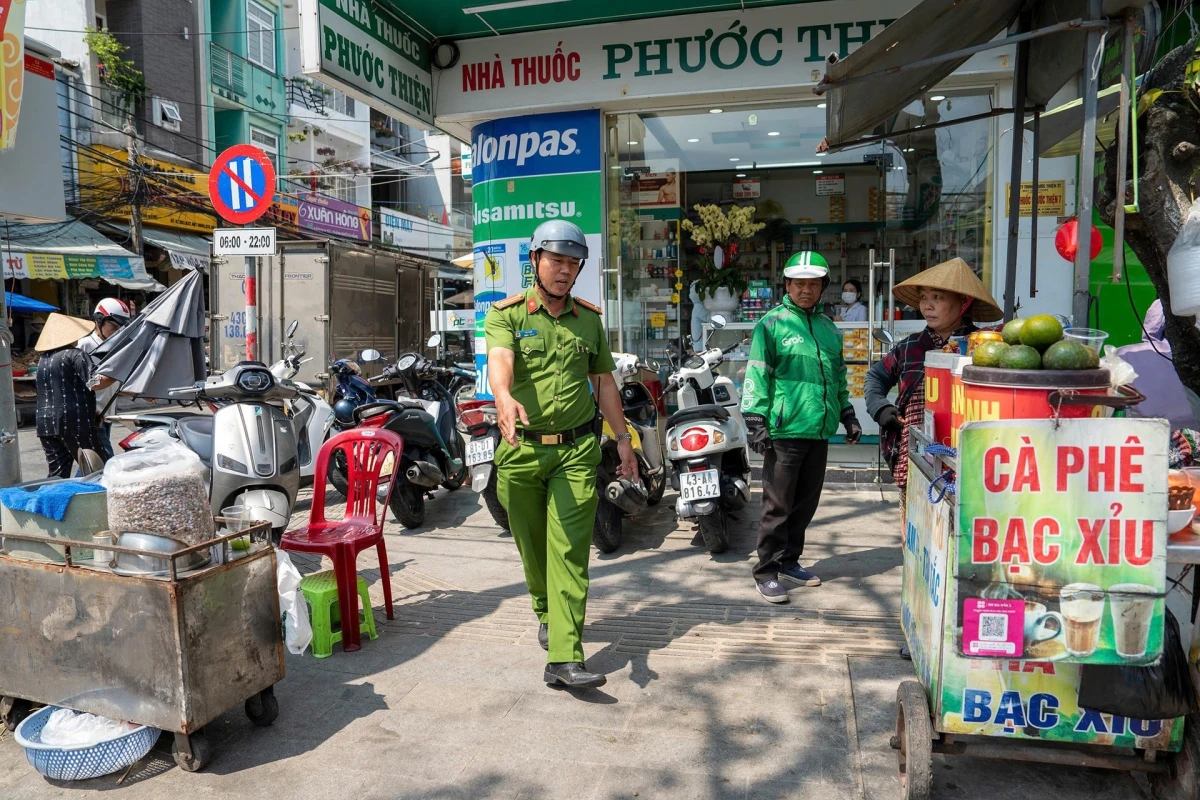 Tăng cường bảo đảm trật tự đô thị: Địa phương quyết liệt vào cuộc Tăng cường bảo đảm trật tự đô thị: Địa phương quyết liệt vào cuộc