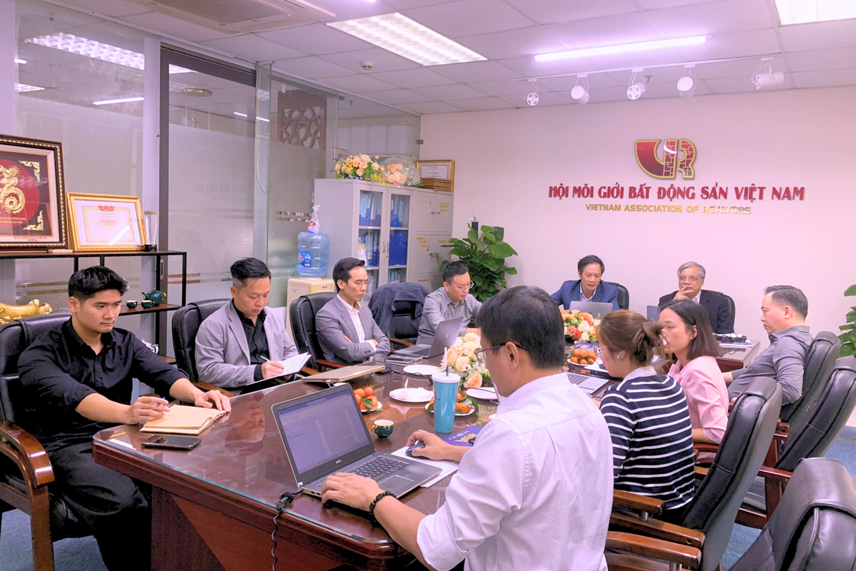 Lấy ý kiến cộng đồng về bộ tiêu chuẩn hành nghề môi giới bất động sả