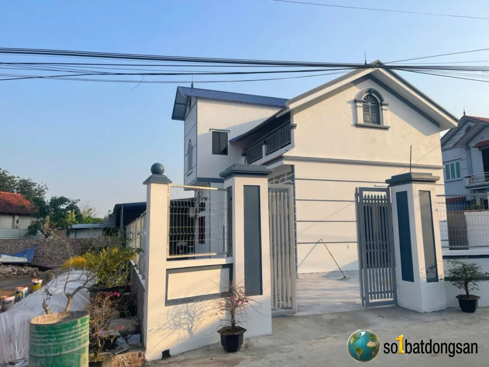 bán 100m2 full thổ cư,nằm trên trục chính đầu làng Yên Lương-TRung Giã-HN.cách TL35 300m,giá đầu tư cho ace