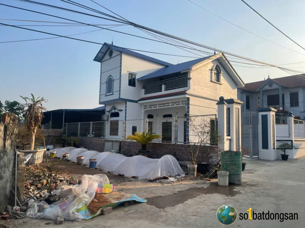 bán 100m2 full thổ cư,nằm trên trục chính đầu làng Yên Lương-TRung Giã-HN.cách TL35 300m,giá đầu tư cho ace