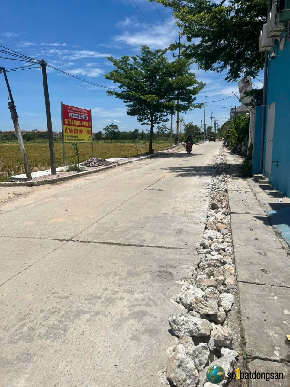 3.9x tỷ lô đất 120m full thổ cư mặt tiền rất rộng 8m ngay gần KCN và Sân Bay Nội Bài