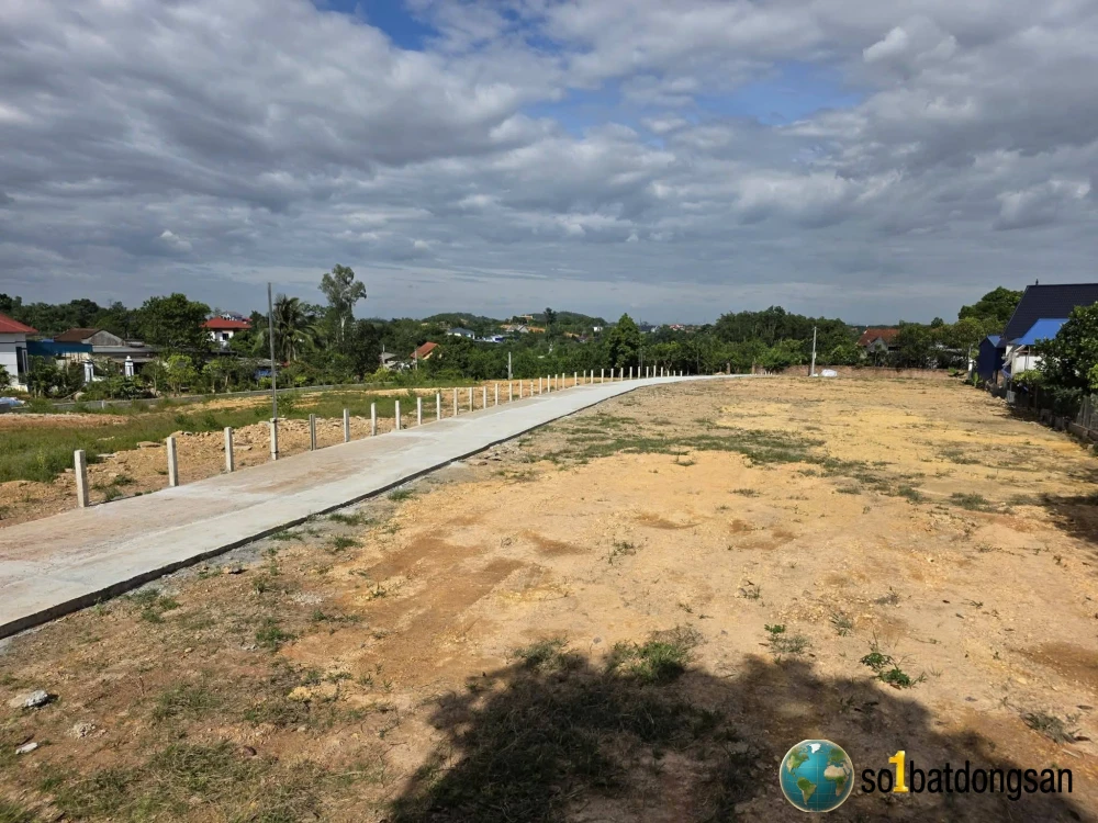 Chủ gửi bán lô 1.640m2 lô góc 2 mặt thoáng sổ hồng chính chủ giá chưa tới 5tr