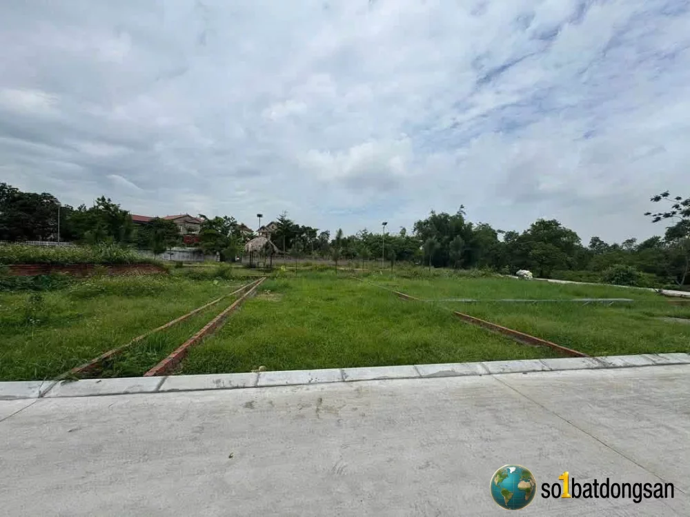 Đất Kim Anh Rẻ Như Trung Giã  Đầu làng VỤ BẢN MINH TRÍ 100m full thổ cư