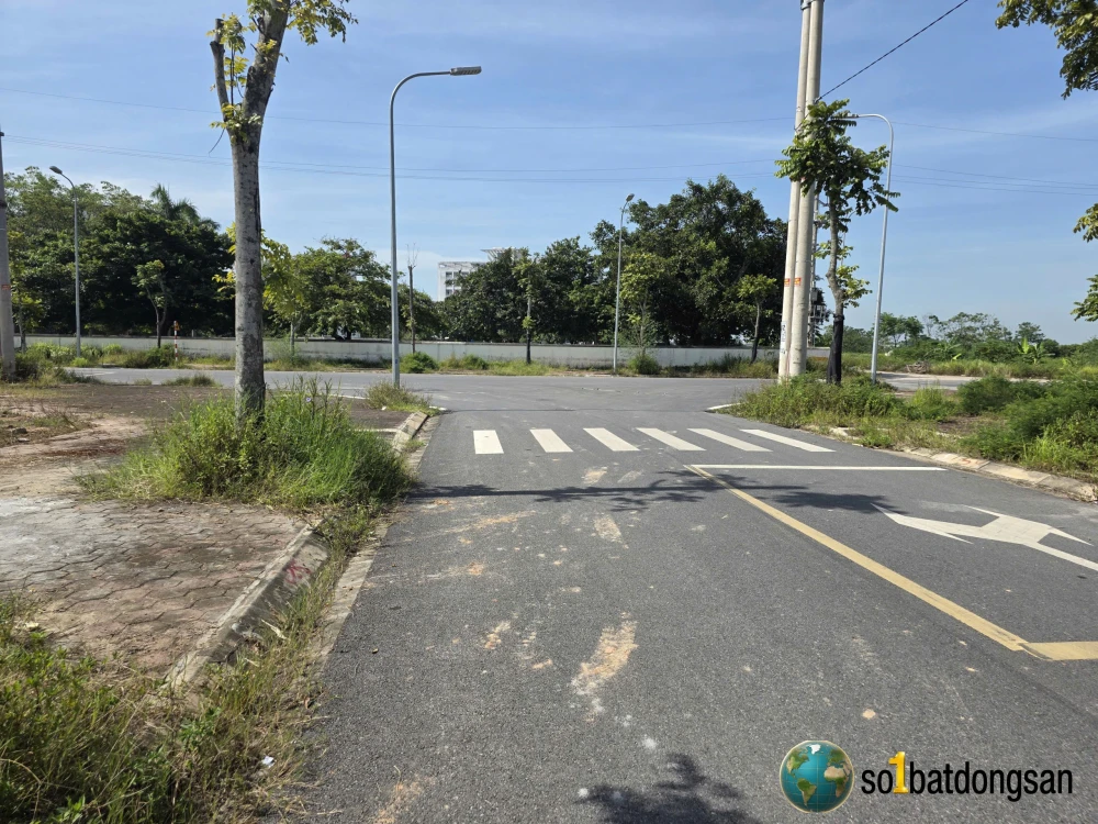 Chính chủ bán đất đấu giá trung tâm Sóc Sơn 100m2