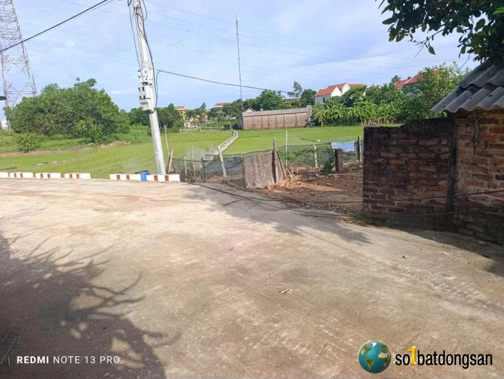 Trại Rừng Hồng Kỳ 100m2 full thổ cư, Đường trước đất thông ô tô rộng 4m.Giá chỉ 1,3xx tỷ