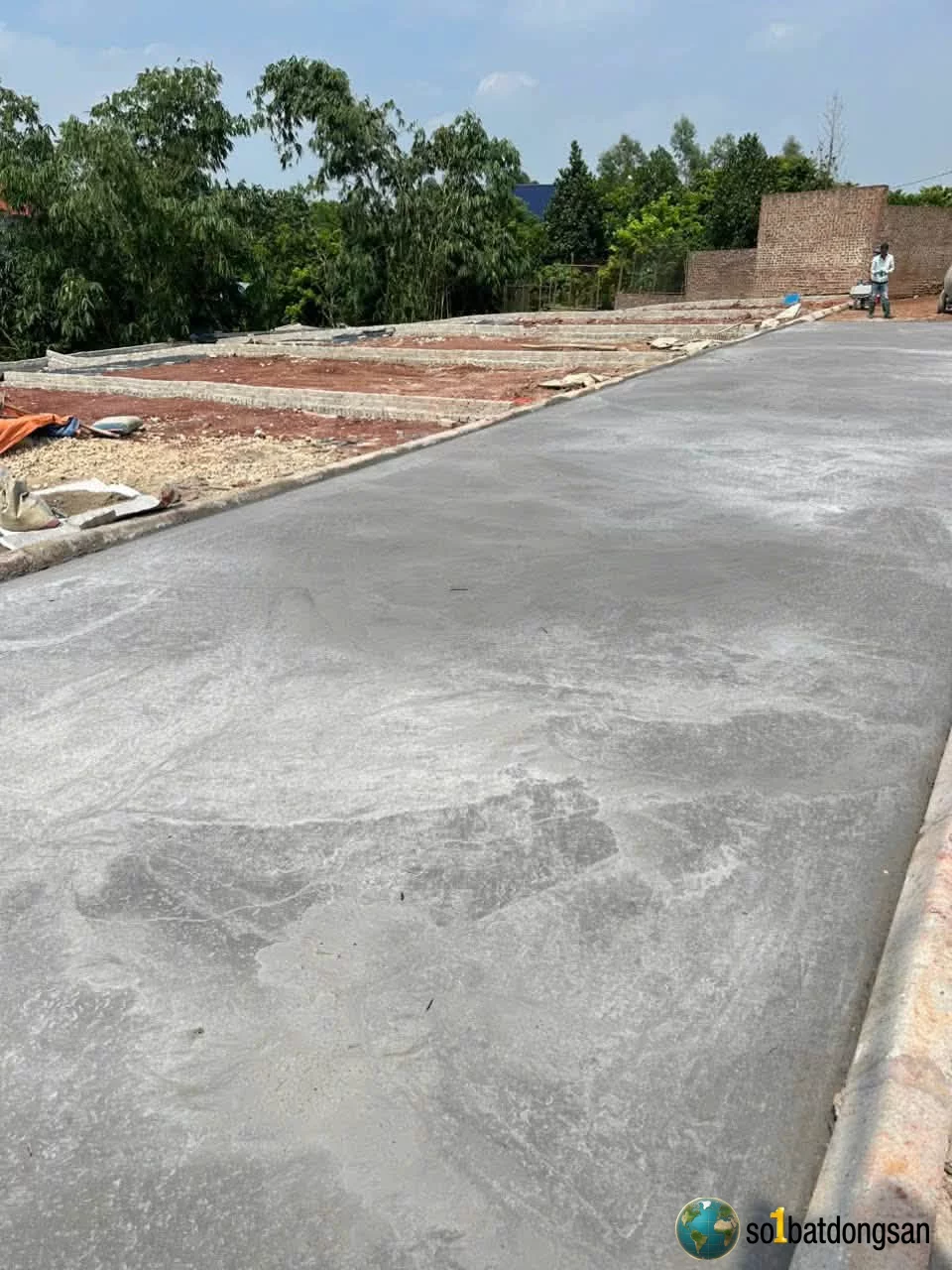 Giá: Chỉ nhỉnh 700 triệu/lô (F0 cho anh em lướt sóng).Tại Đa Hội-Trung Giã-Hà Nội