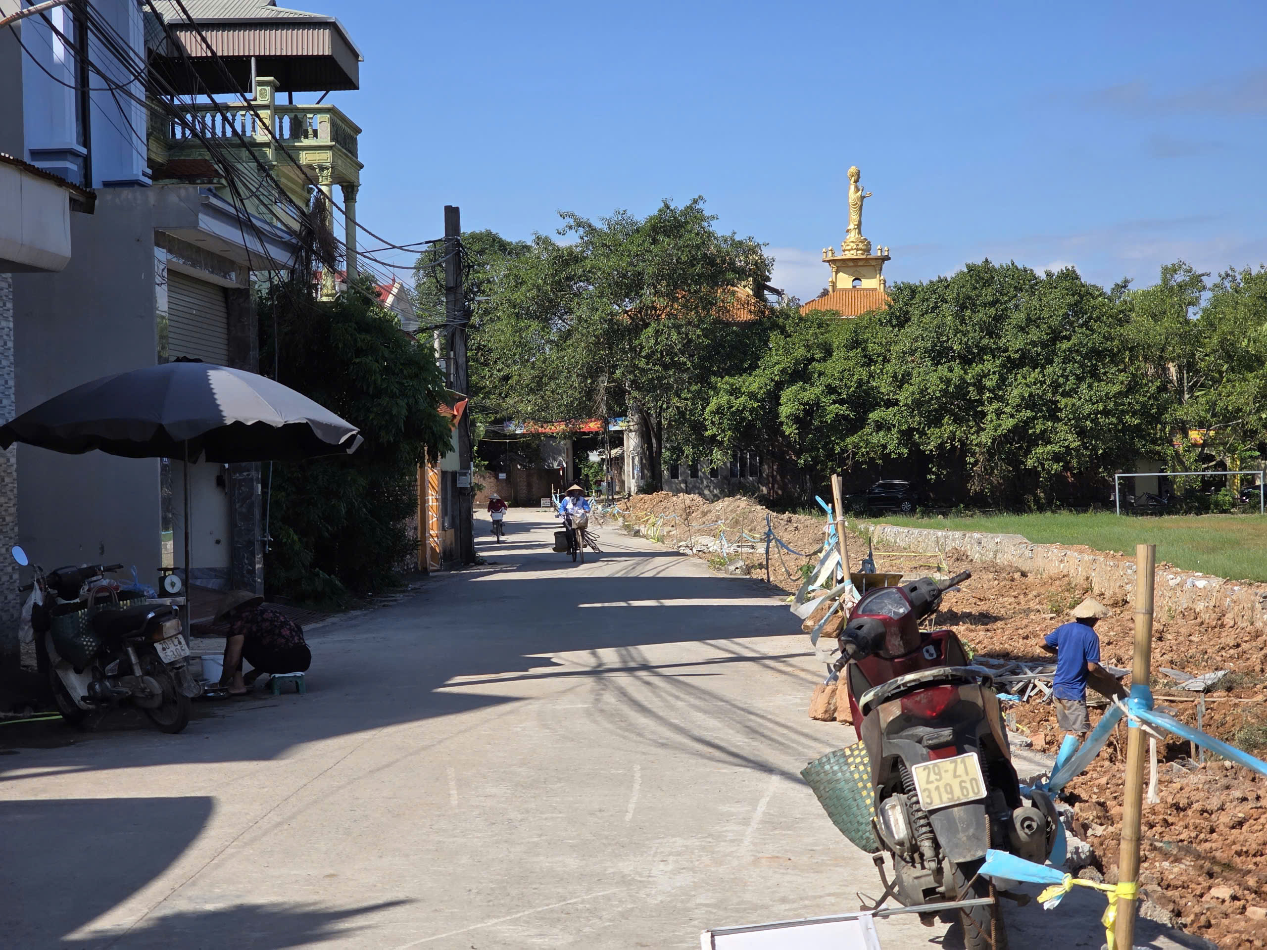 Chính chủ ký gửi bán lô 107m đường rộng 8 9m trục chính Dược thượng Sóc Sơn