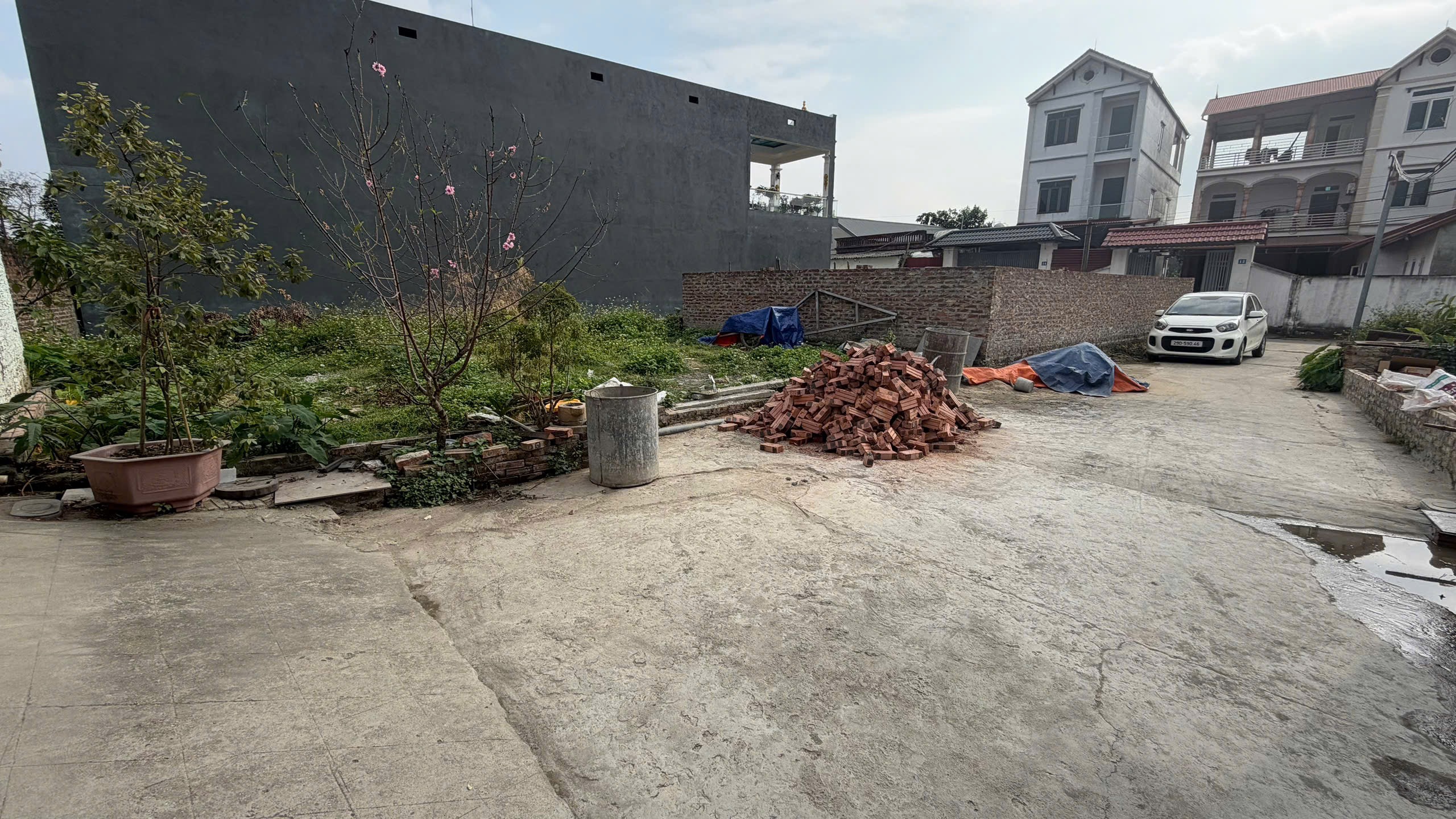 Sát ngay khu đô thị sóc sơn cách 300m