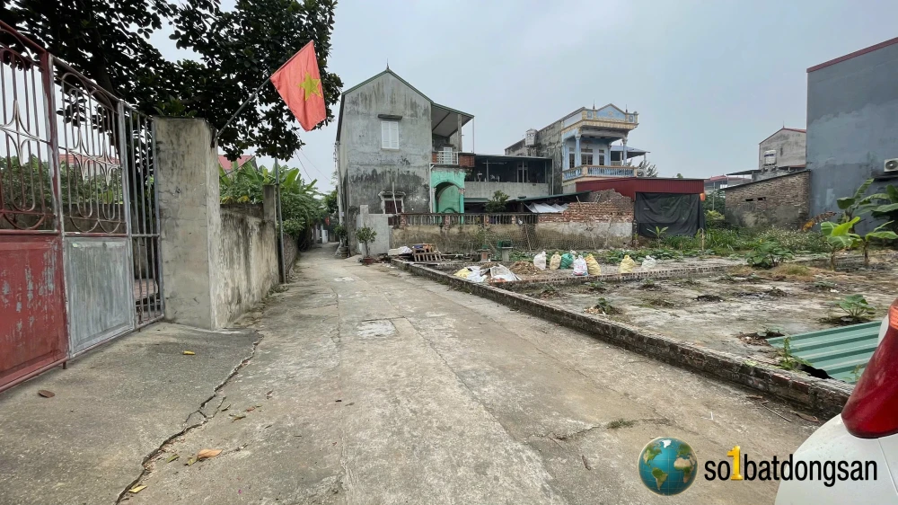 Thôn tuyền đường thông ô tô full thổ cư