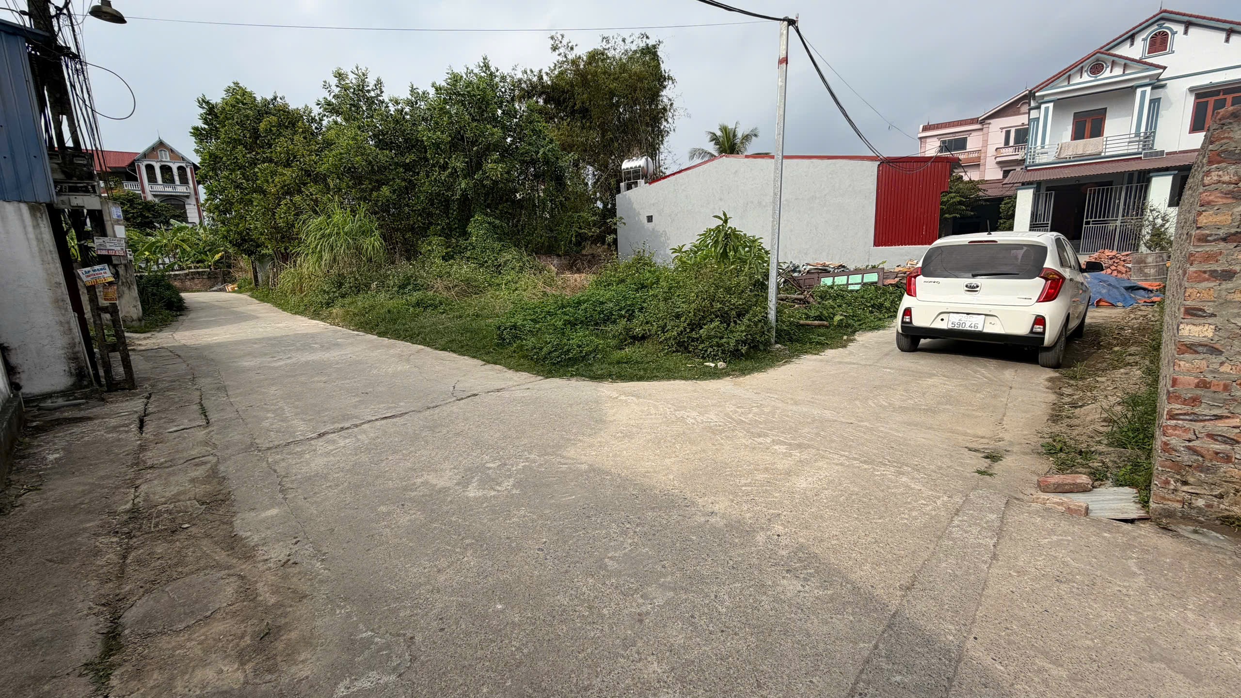 Sát ngay khu đô thị sóc sơn cách 300m