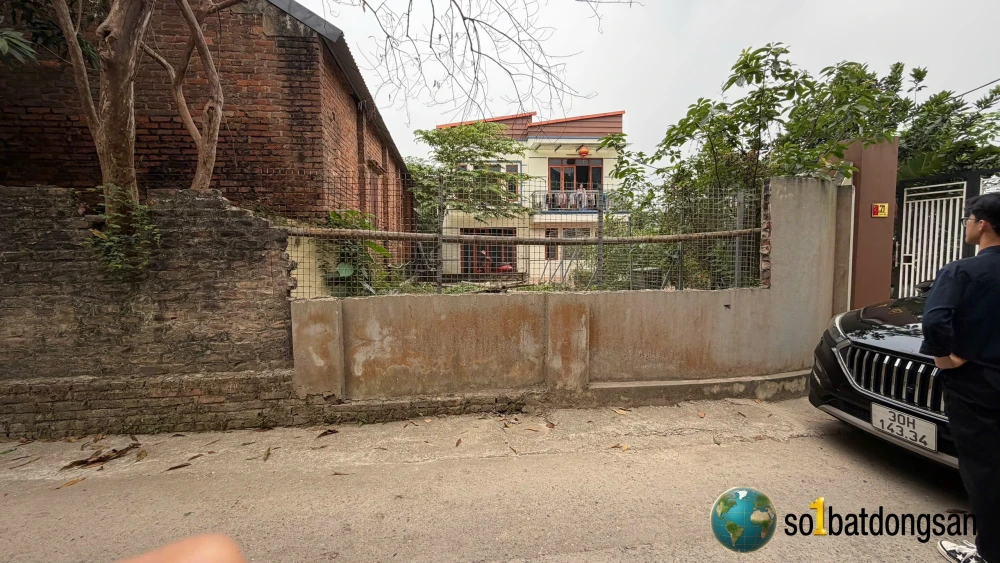 60m thống nhất, nằm giữa QL3 và QL3B