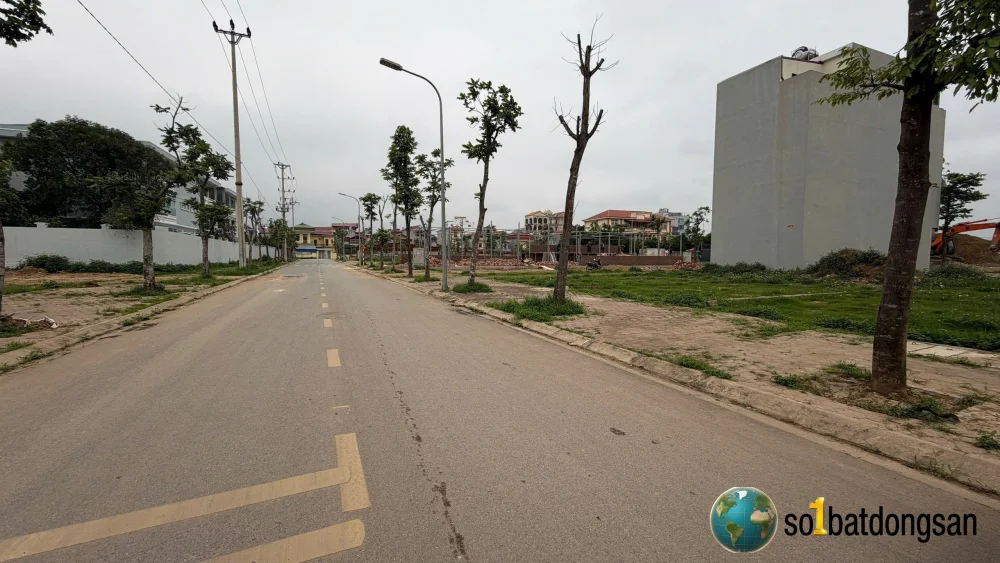Đất đấu giá trung tâm tt sóc sơn, cách ql3 40m đang mở rộng