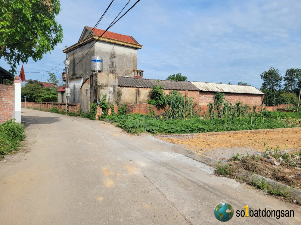 Chào bán lô đất 112,5m xã Sóc Sơn đường 2 xe tải tránh nhau giá êm