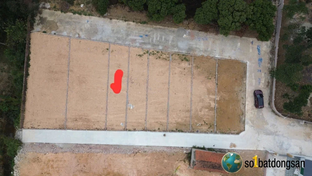 Lô đất 2 mặt tiền lâm trường