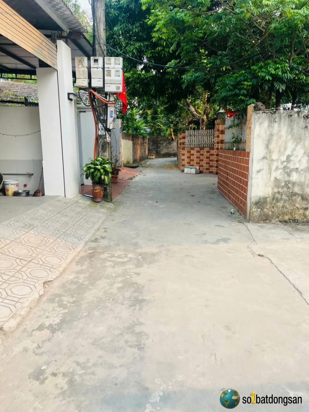 Chính chủ nhờ bán mảnh đất đẹp Xóm Chợ , Phù Lỗ , Sóc Sơn . DT : 186,5m fun thổ cư . MT : 4,20m . Hậu : 6,87m .